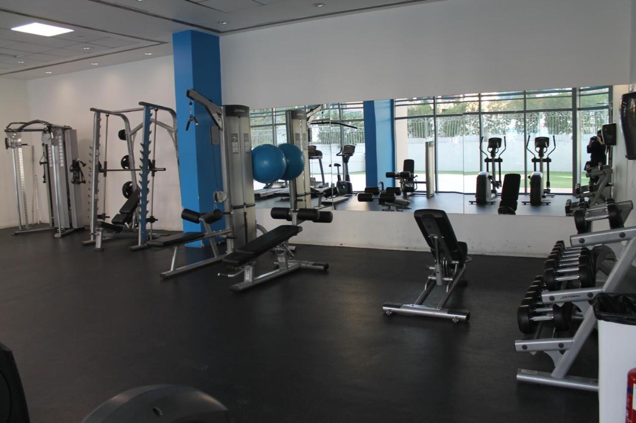 Newly Furnished One Bedroom Apartment Next To Metro & Beach In Marina Residence Dubai Exteriör bild