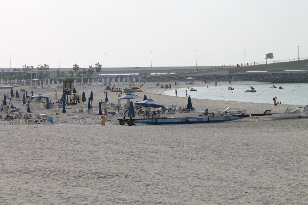 Newly Furnished One Bedroom Apartment Next To Metro & Beach In Marina Residence Dubai Exteriör bild